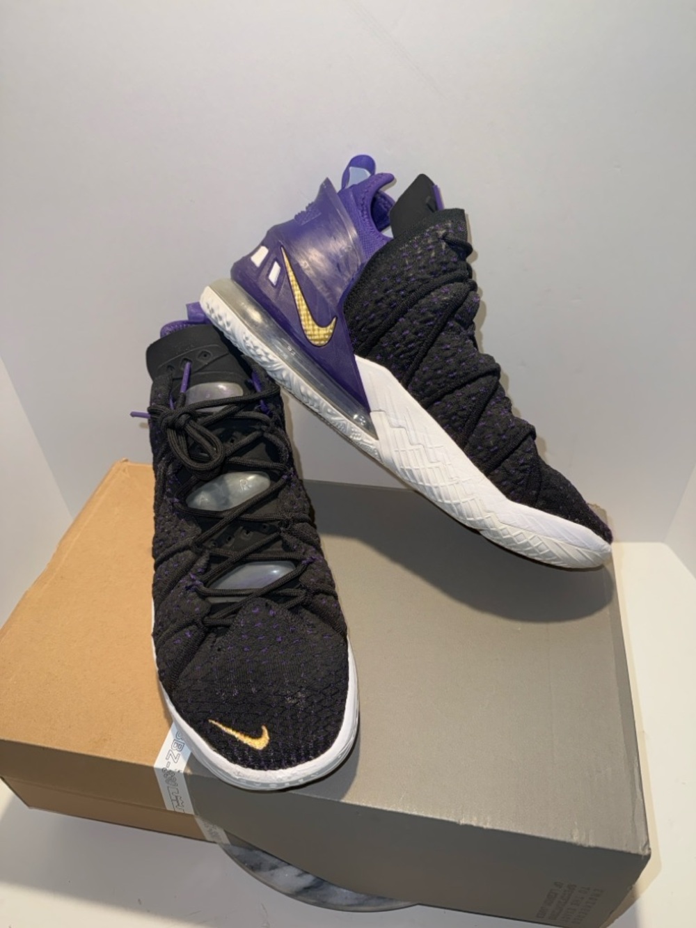 NIKE LEBRON XVIII 18 LA LAKERS BLK GOLD WHITE YELLOW PURPLE MVP CQ9283-004 10.5